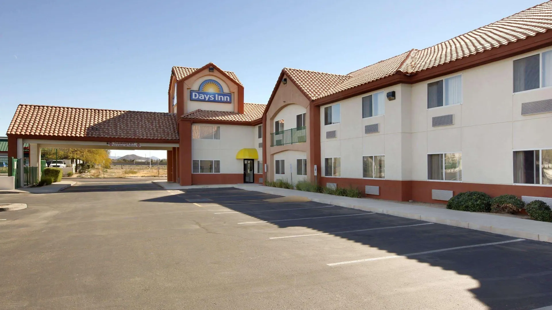 Days Inn By Wyndham Phoenix North Hotel